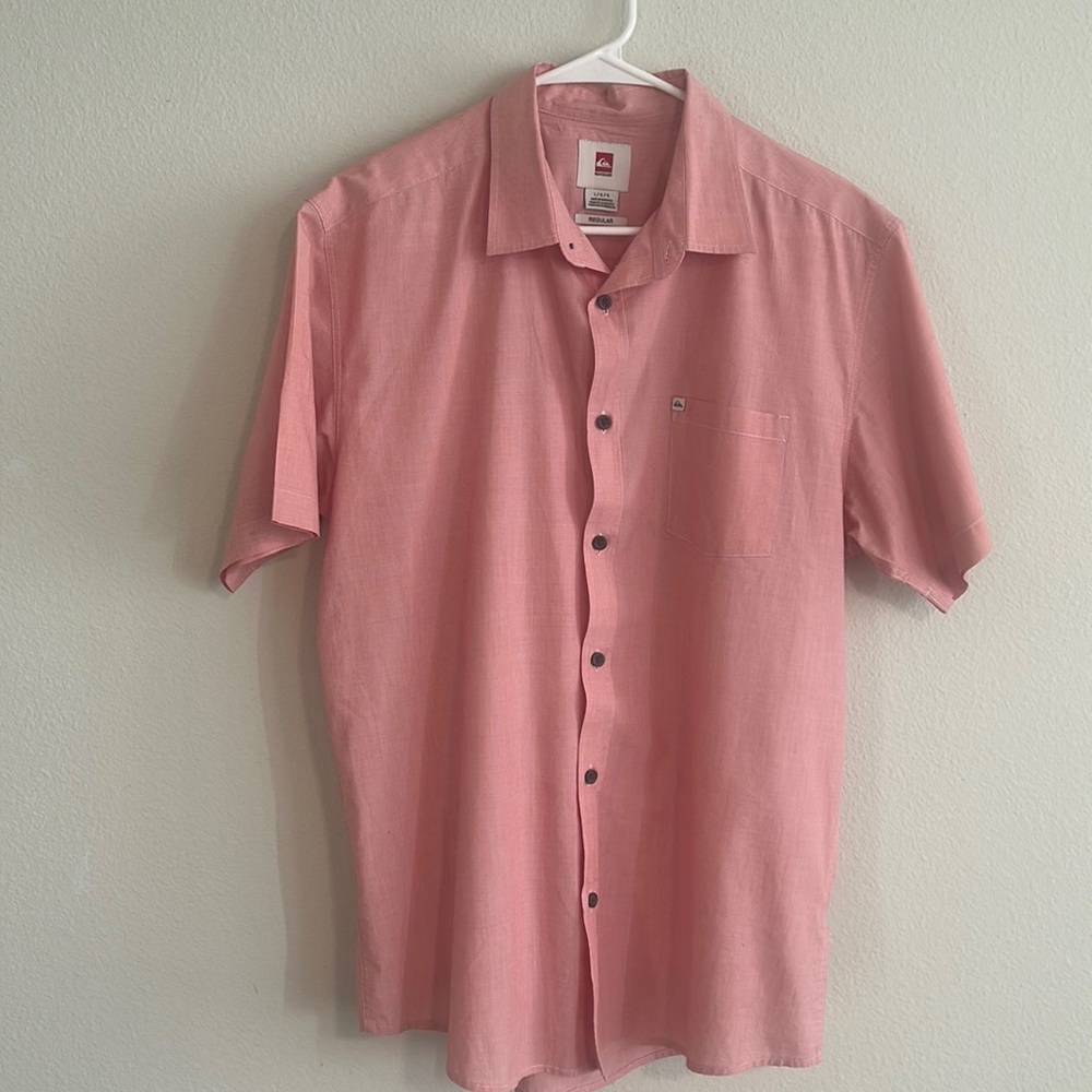 Pink short sleeve button down - Quiksilver